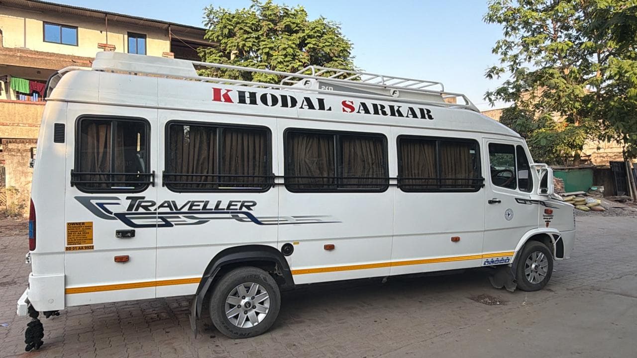 Tempo Traveller